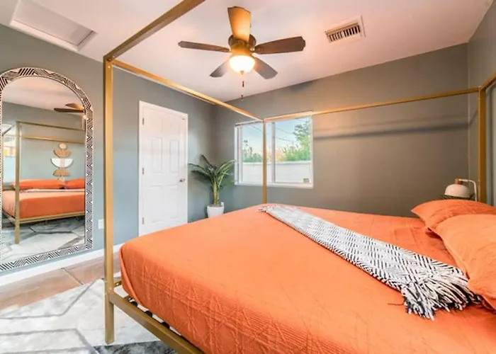 Stylish & Cozy, 1 Bedroom 1 Ba, Parking, Casita