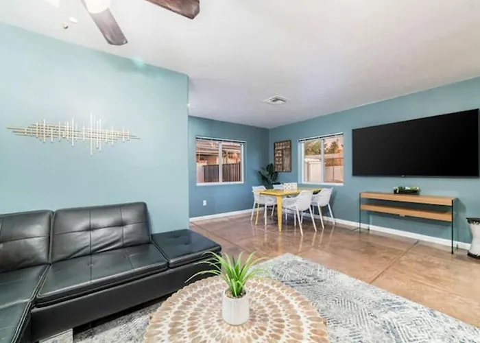 Stylish & Cozy, 1 Bedroom 1 Ba, Parking, Casita *